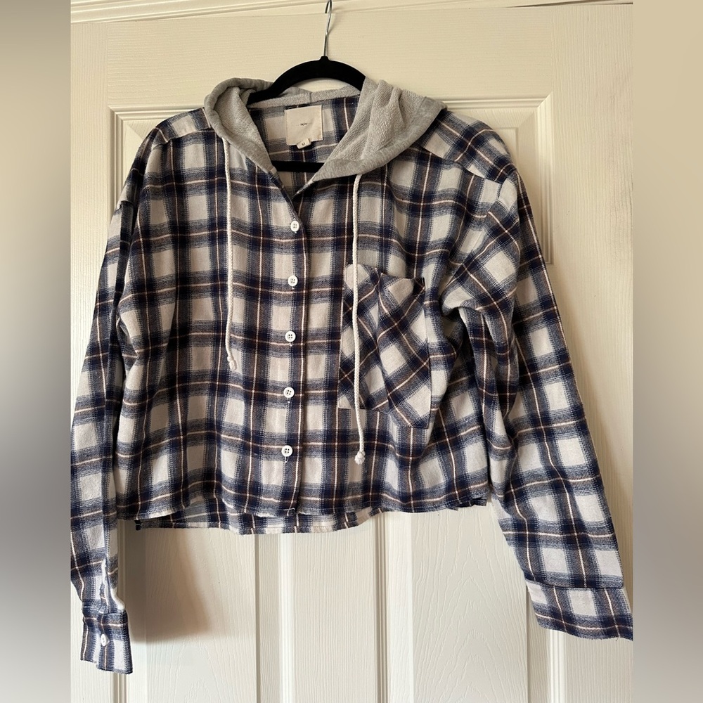 Plaid flannel hooded shirt